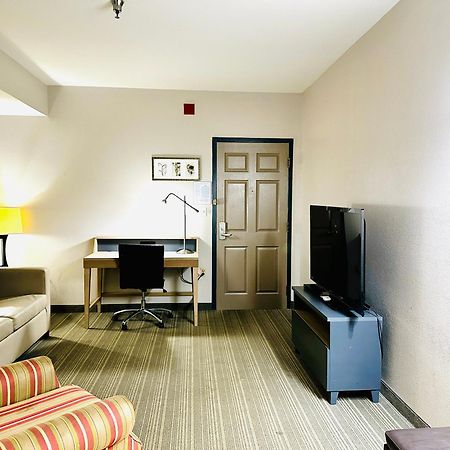 Radiant Inn And Suites Мерфрисборо Экстерьер фото