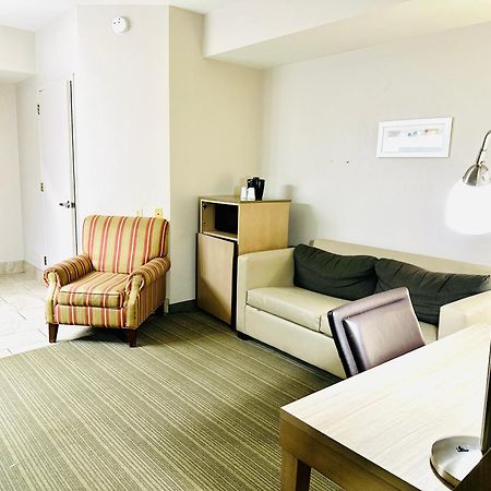 Radiant Inn And Suites Мерфрисборо Экстерьер фото