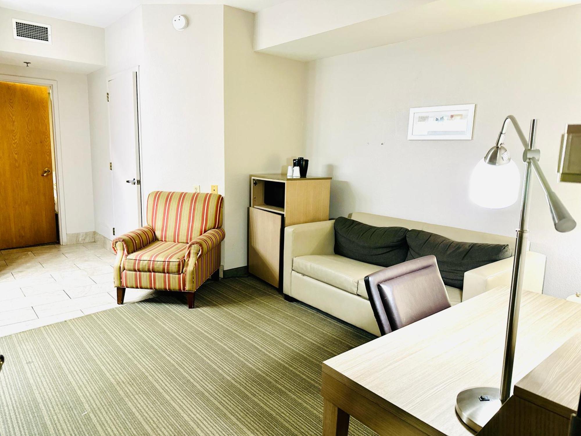 Radiant Inn And Suites Мерфрисборо Экстерьер фото