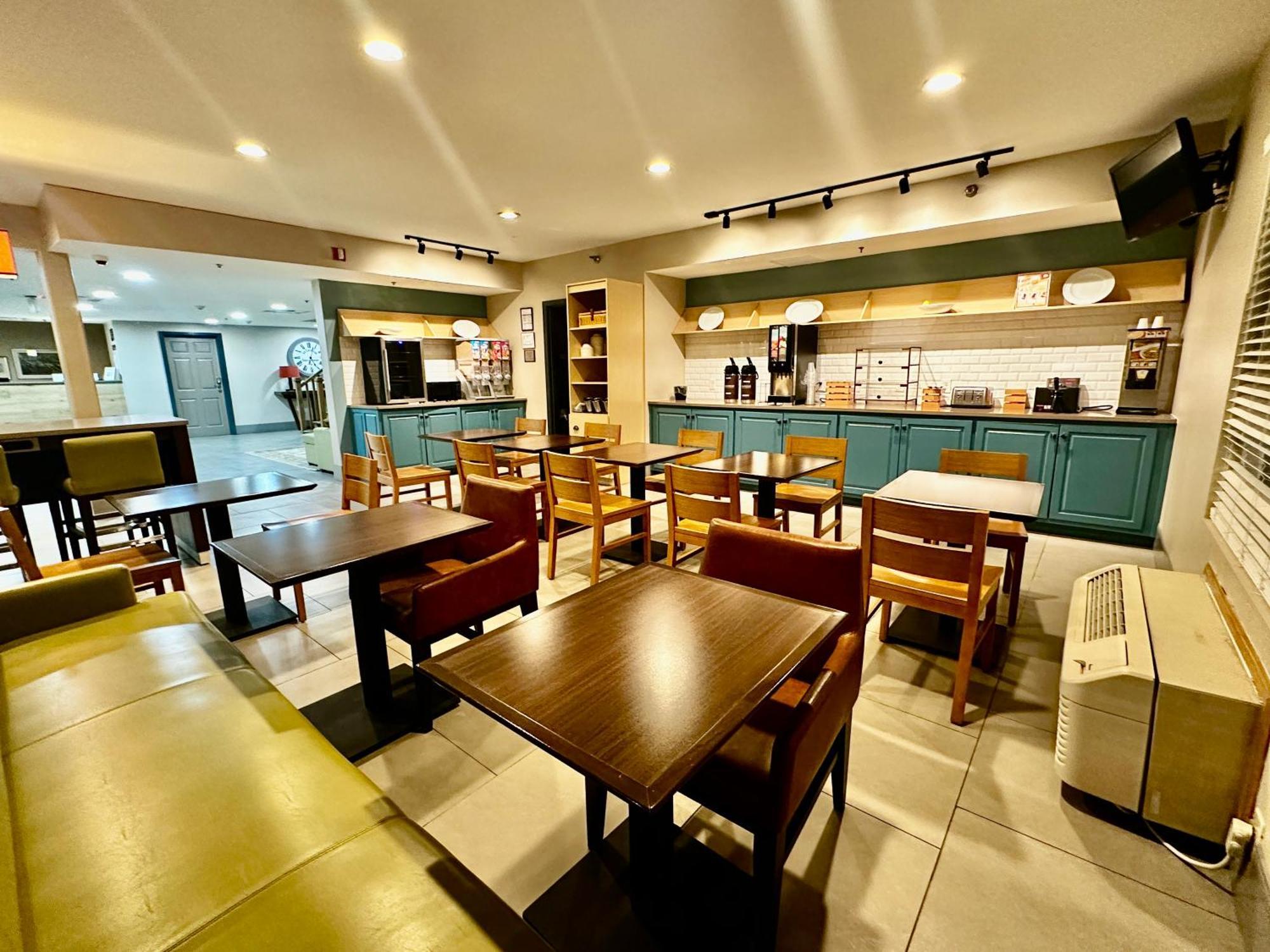 Radiant Inn And Suites Мерфрисборо Экстерьер фото