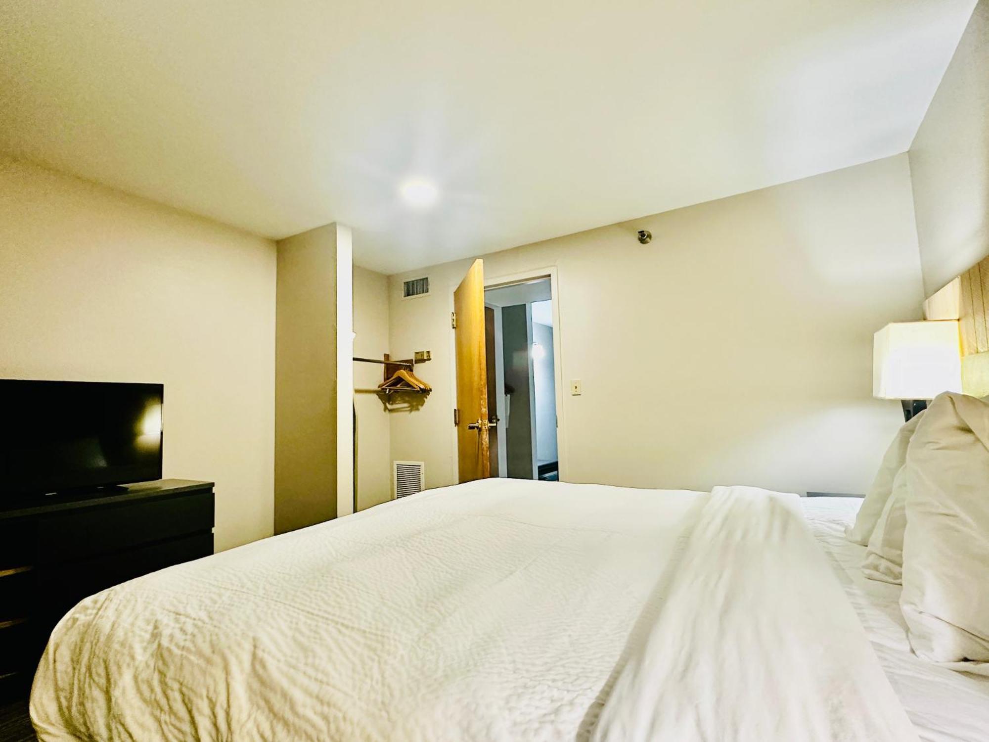 Radiant Inn And Suites Мерфрисборо Экстерьер фото