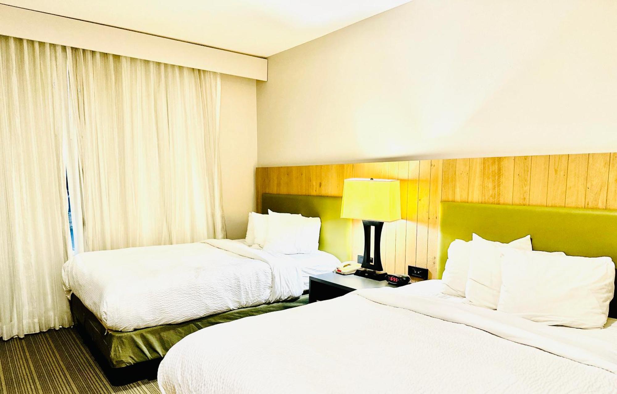 Radiant Inn And Suites Мерфрисборо Экстерьер фото