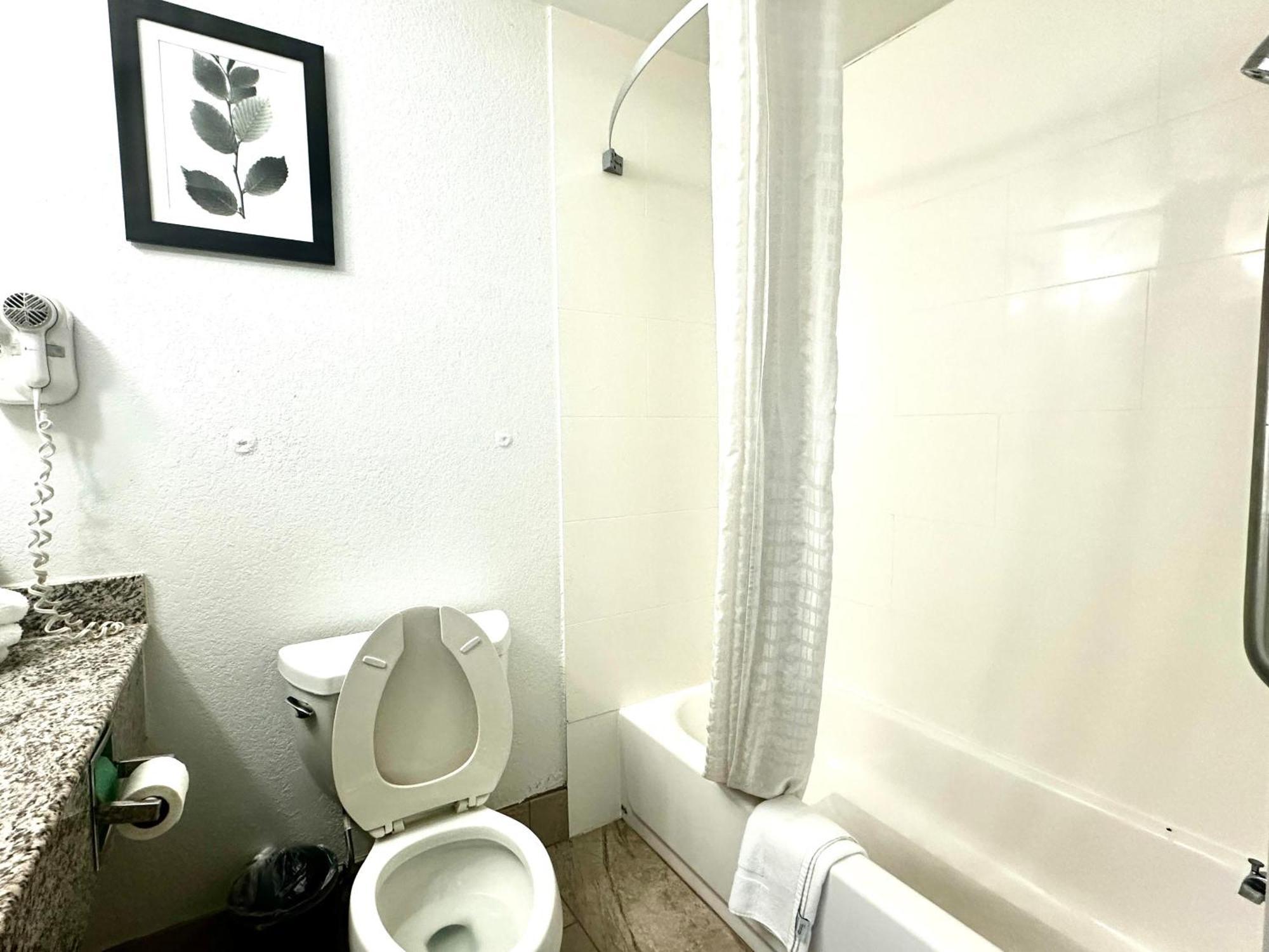 Radiant Inn And Suites Мерфрисборо Экстерьер фото